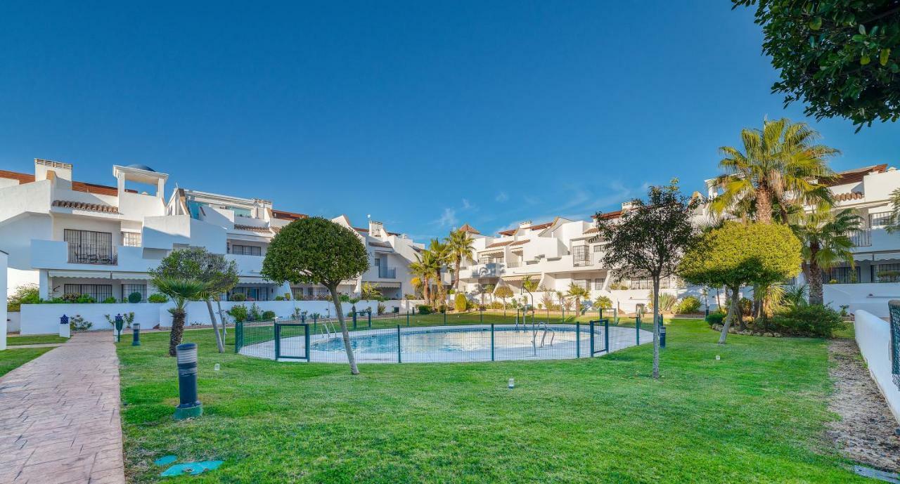 Apartamento En Urbanizacion Hacienda Golf Islantilla Исла-Кристина Экстерьер фото